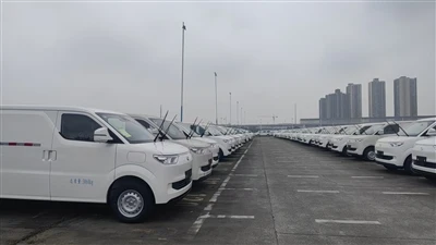 Para exportações de veículos novos em 2026, escolha um parceiro autorizado DFSK
